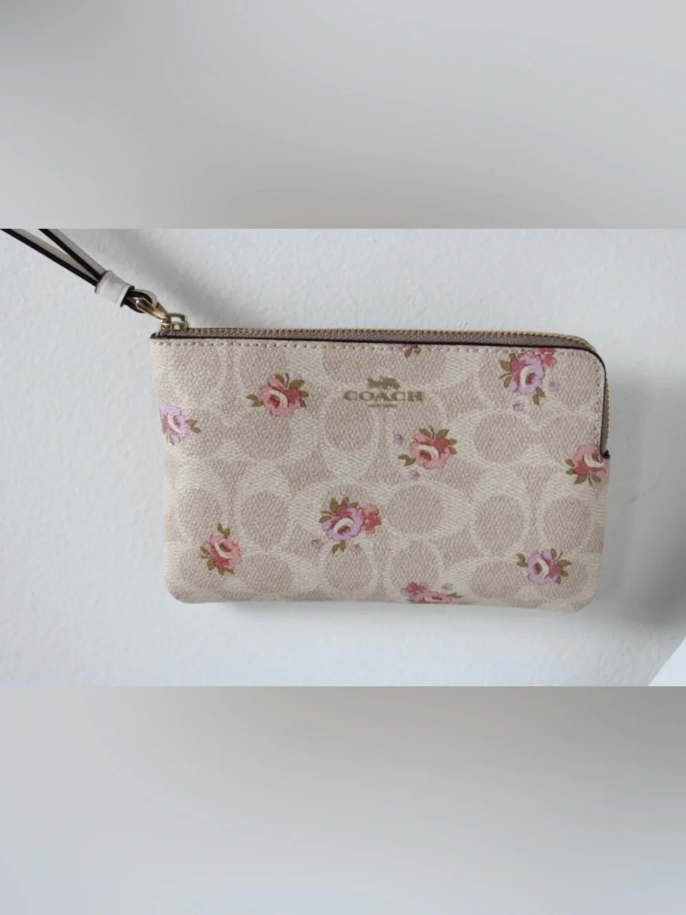 Coach signature logo corner Zip wristlet